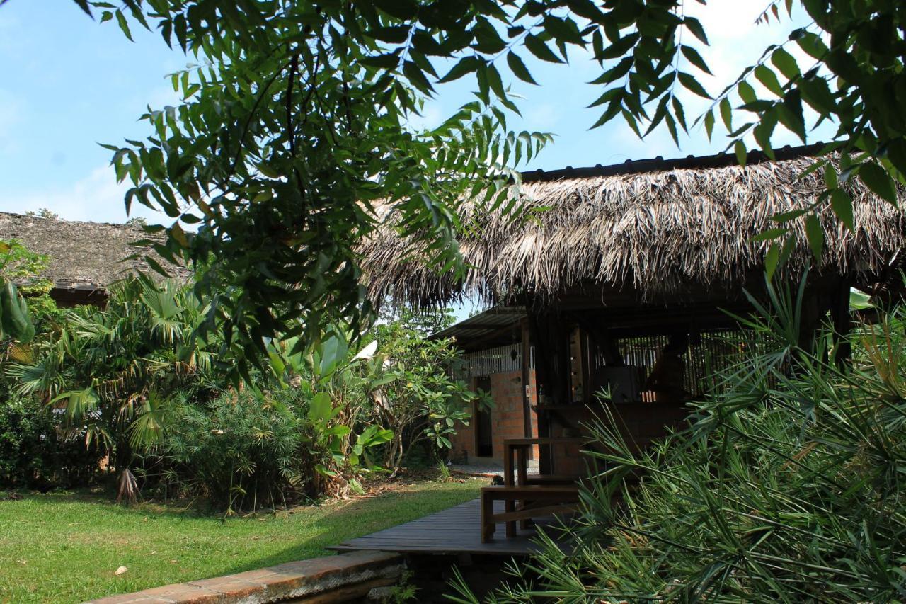 Maracumbo Lodge Mompiche Exteriör bild